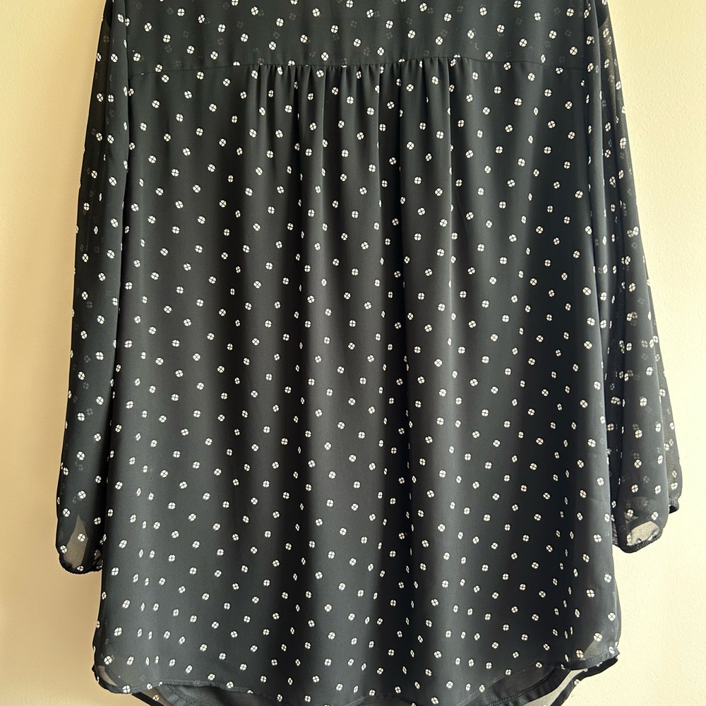 Jones New York Black Relaxed Blouse with 3/4 Sleeves - Picture 2 of 8